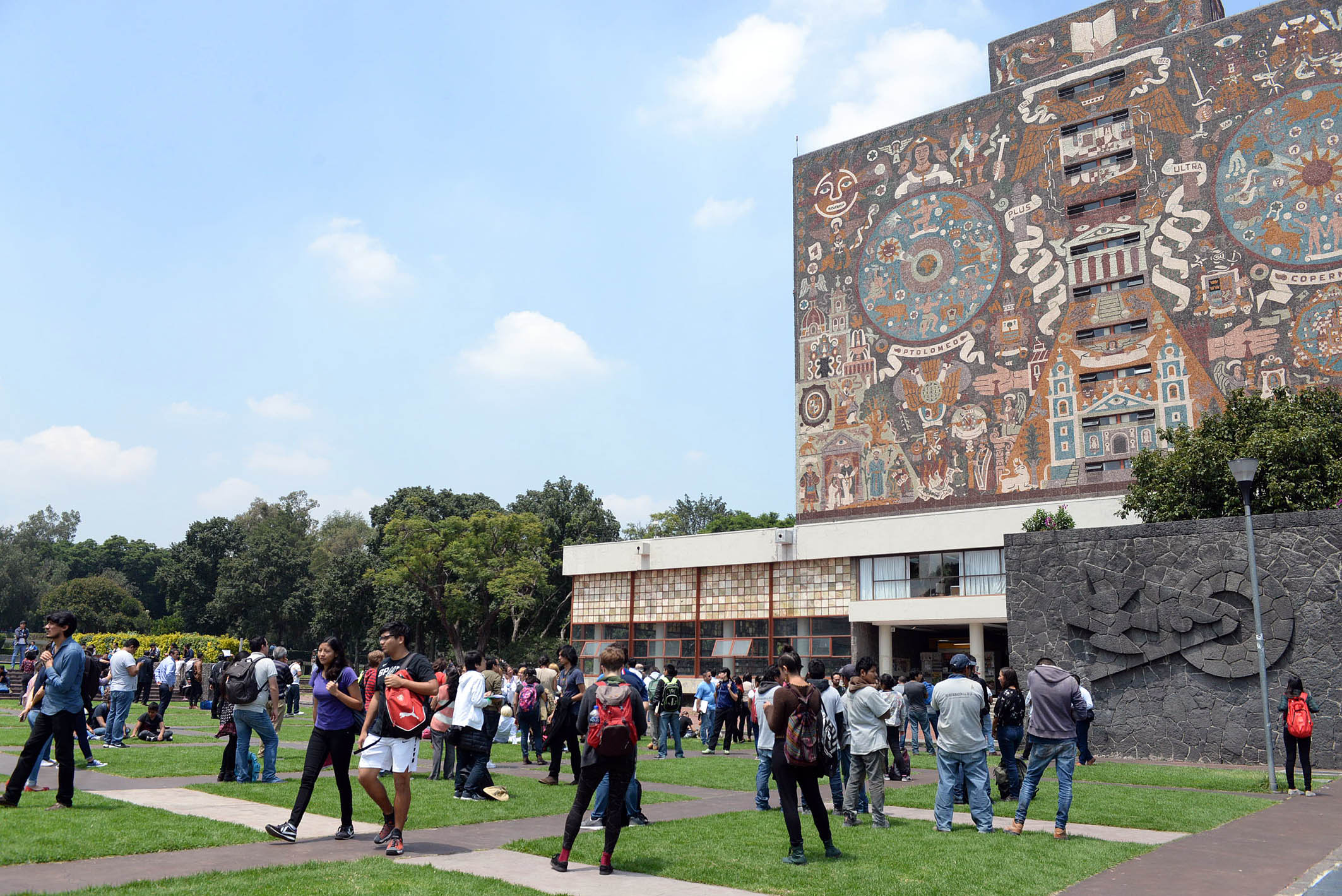Más de 150 mil universitarios participaron en el simulacro de sismo de ...
