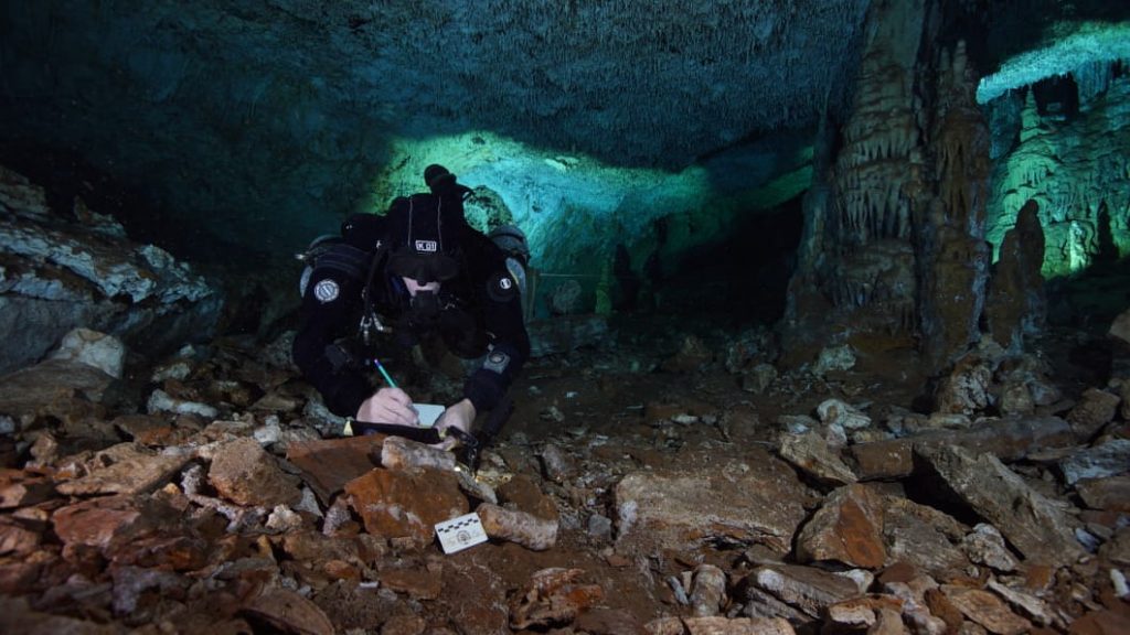 Descubren en Quintana Roo la mina de ocre más antigua de América 