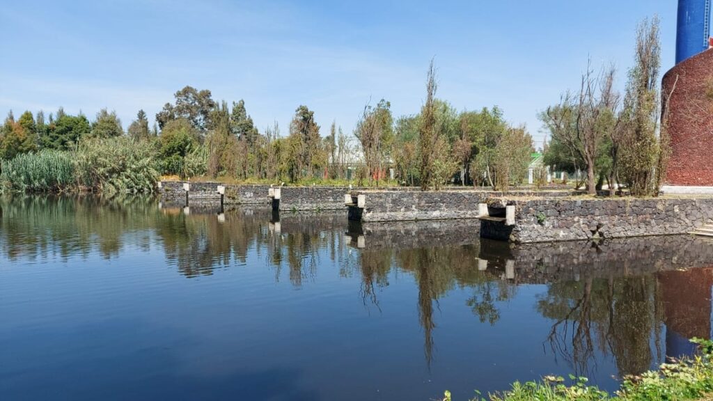 Construcción de puente en Xochimilco debe detenerse