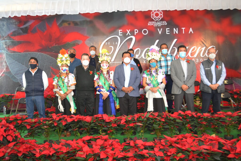 Inauguran expo venta de Nochebuena en Xochimilco