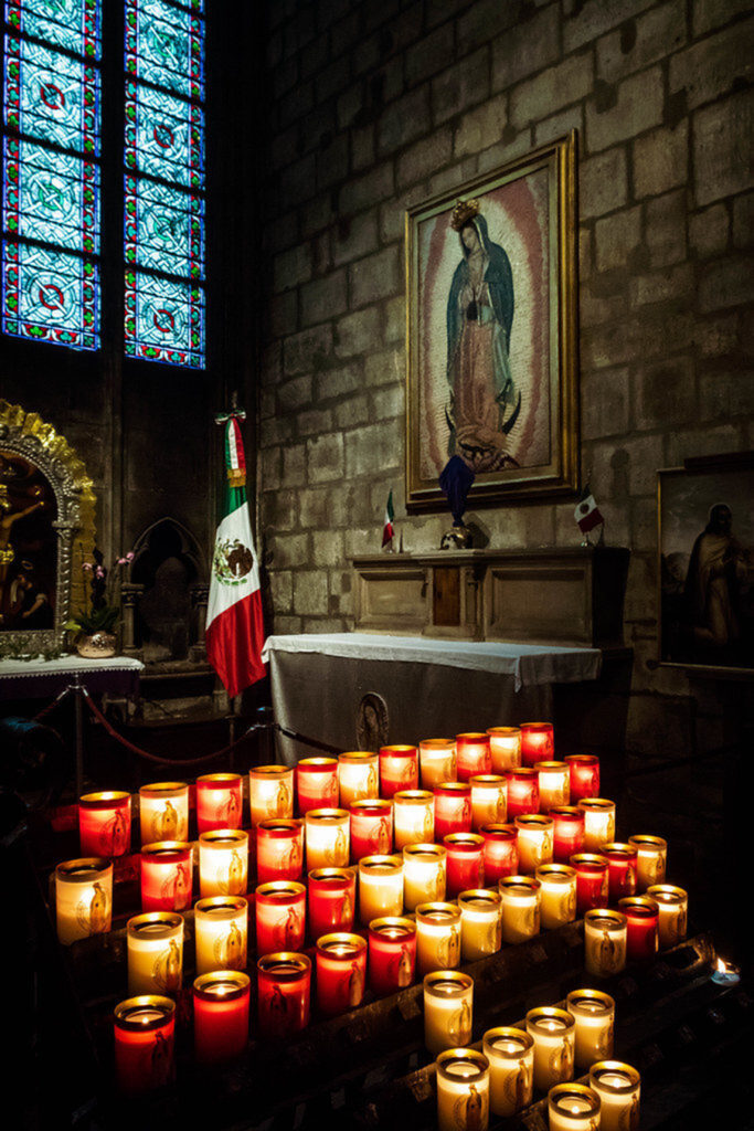 Hasta en París veneran a la Virgen de Guadalupe