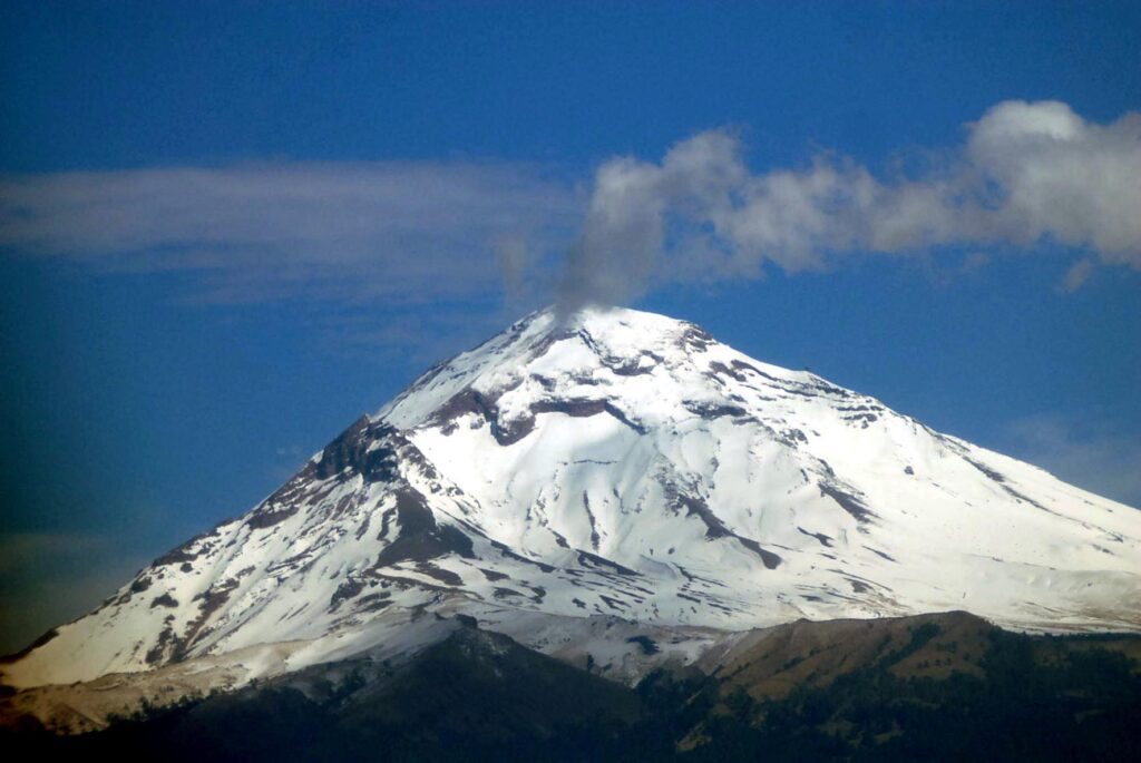 Sin niveles preocupantes actividad del Popocatépetl