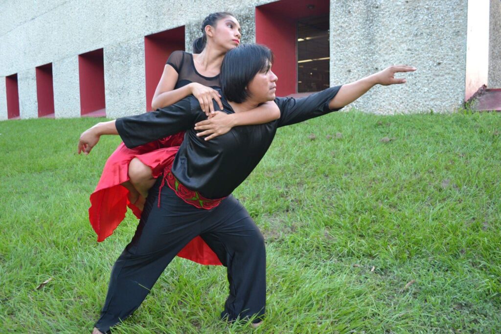 Yoko'Danza genera con el movimiento un diálogo creativo