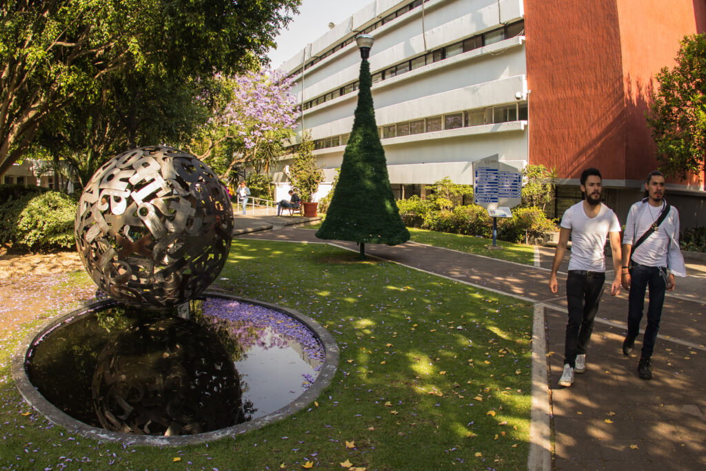 Reporta UNAM avances  en internacionalización