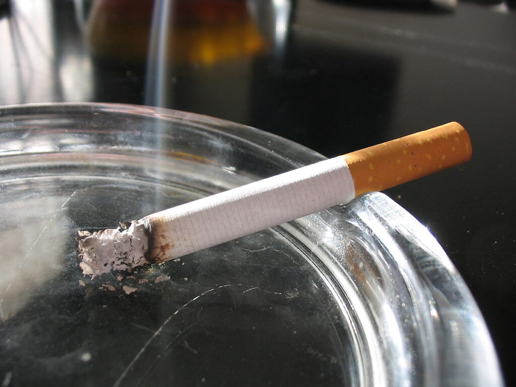 Piden a diputados acabar con retraso en Ley del tabaco