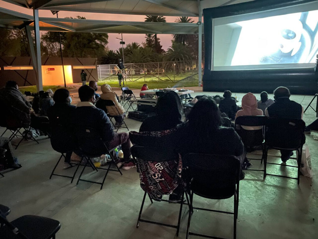 Regresa cine gratis y al aire libre a San Juan de Aragón   