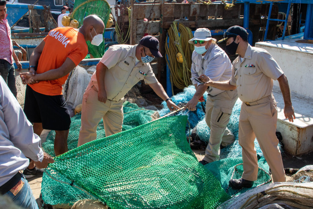 Presenta México a EU plan de acción en pesca ribereña