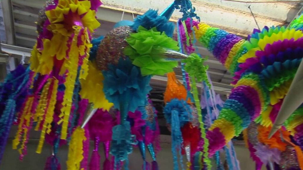 Invita Congreso mexiquense a Feria de la Piñata 2021 