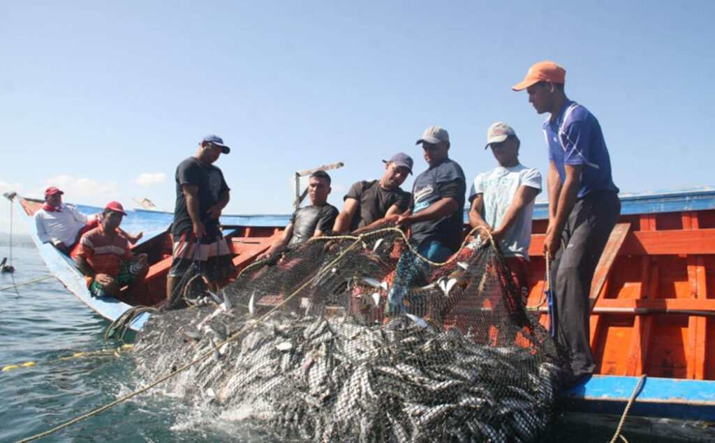 Estimulan prácticas pesqueras más sustentables