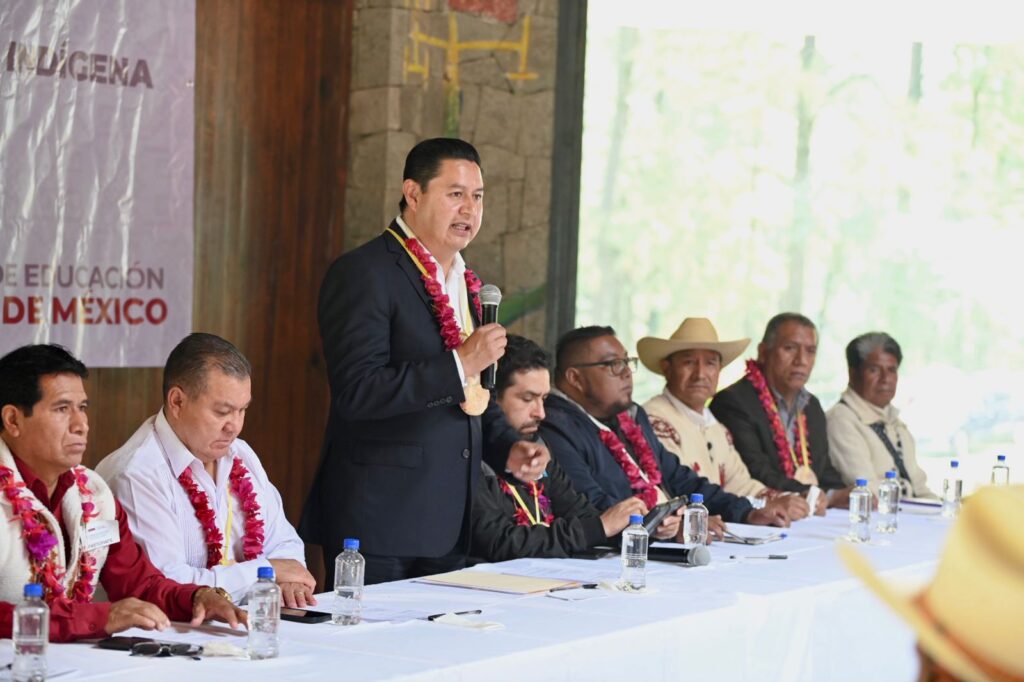 Pueblo mazahua  hace propuestas para Ley de Educación 