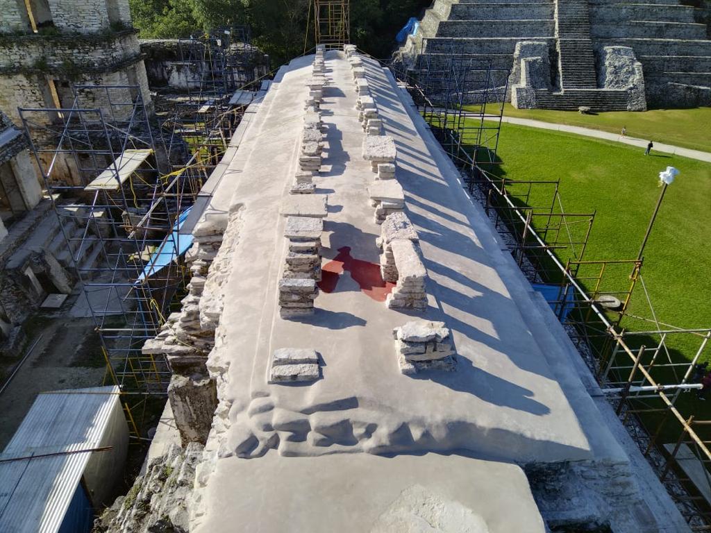 Cubierta del Palacio de Palenque era de color rojo