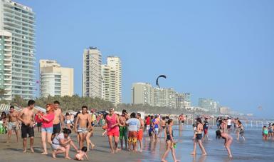 En fin de semana largo viajarán 2 millones de turistas 