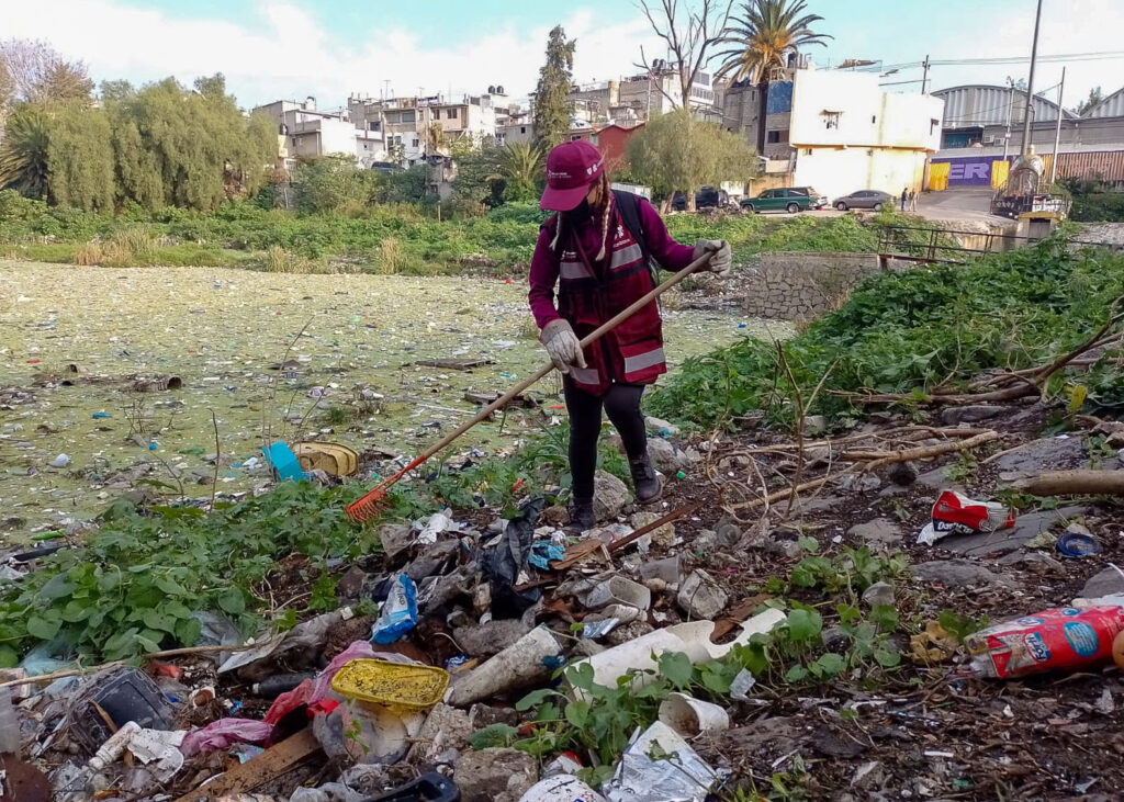 Retiran más de mil toneladas de residuos en 18 barrancas 