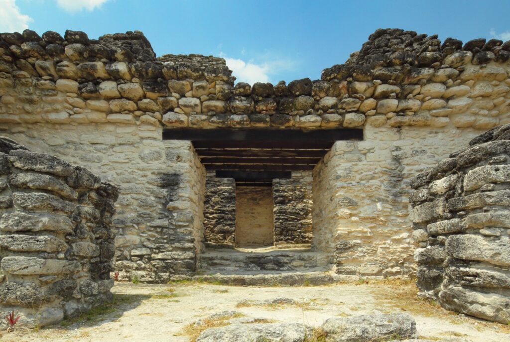 Se intensificará salvamento arqueológico en Tren Maya