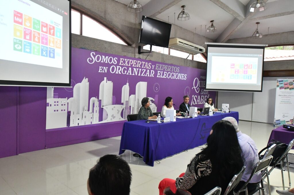 Presenta IECM talleres “Mujeres libres- solidarias"