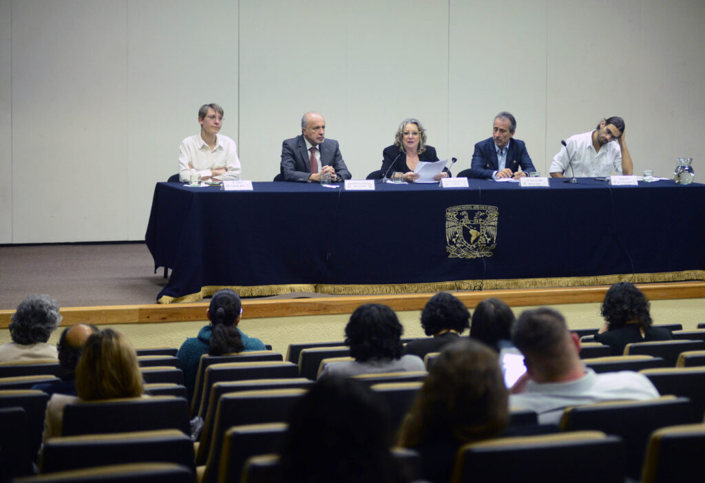 Reúne UNAM a especialistas en movilidad urbana 