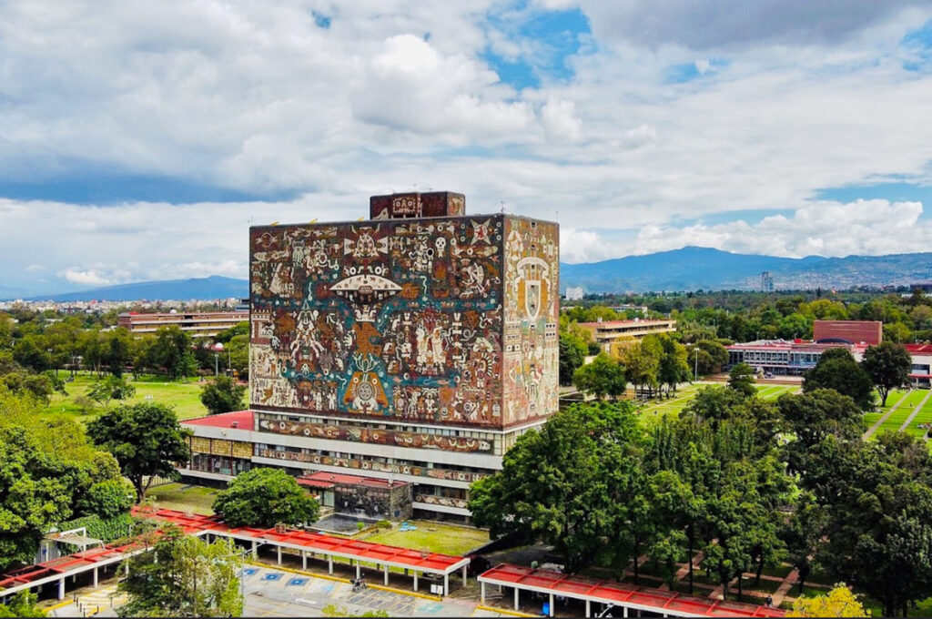 Reúnen en catálogo Patrimonio Cultural de la UNAM