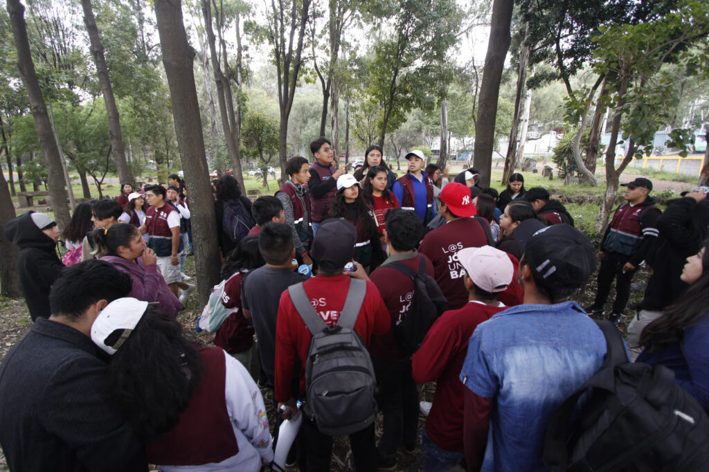 Promueven acciones a favor de animales en Xochimilco