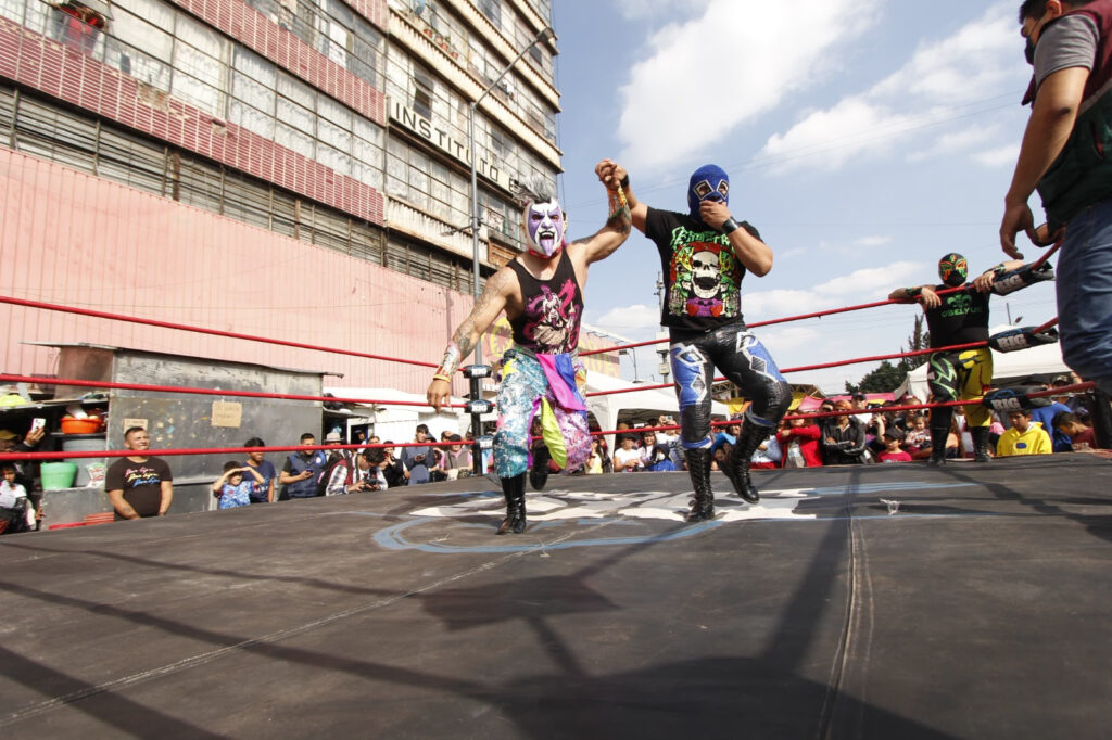 Invitan a función gratuita de lucha libre en el Zócalo 