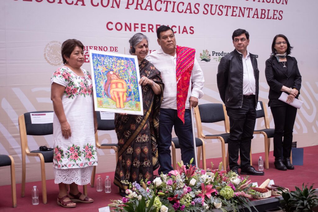 Vandana Shiva llama a defender soberanía alimentaria 