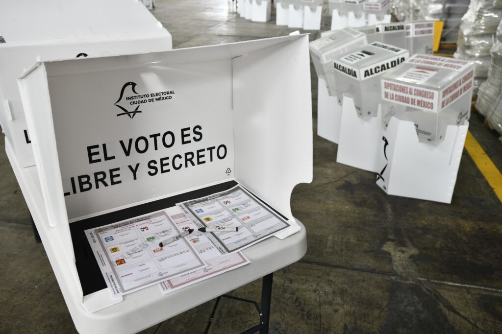 Inicia entrega de materiales electorales a mesas de casilla