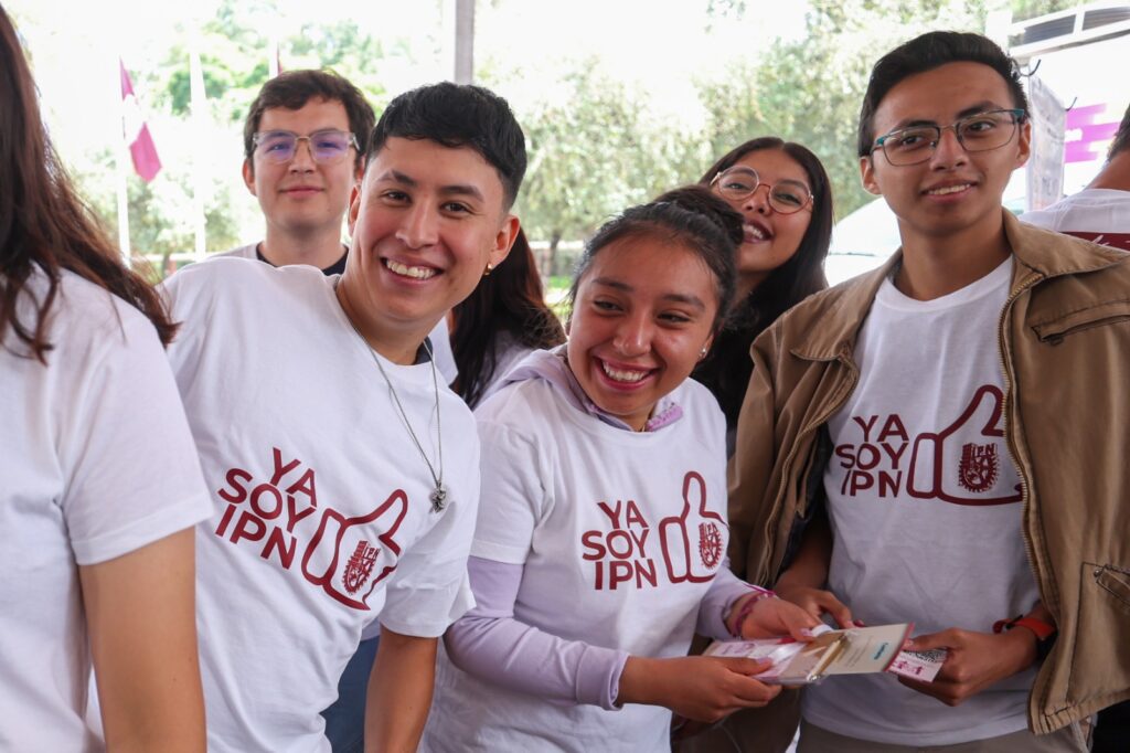 IPN da la bienvenida a 52 mil nuevos estudiantes 