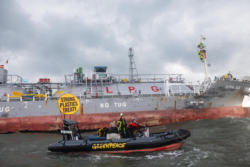 Greenpeace demanda la liberación de activistas 