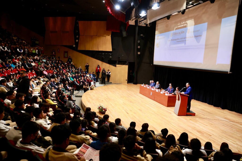 Inaugura IPN Expo-Profesiográfica 2025 