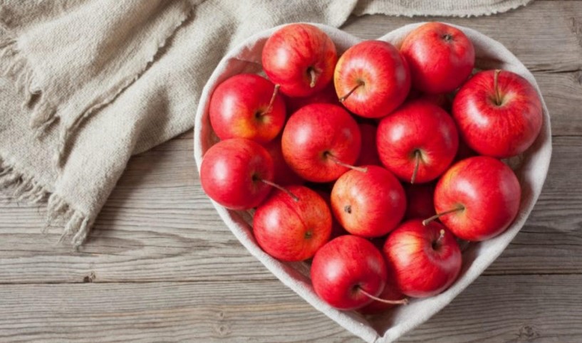 Regalar manzanas en San Valentín: gesto lleno de historia