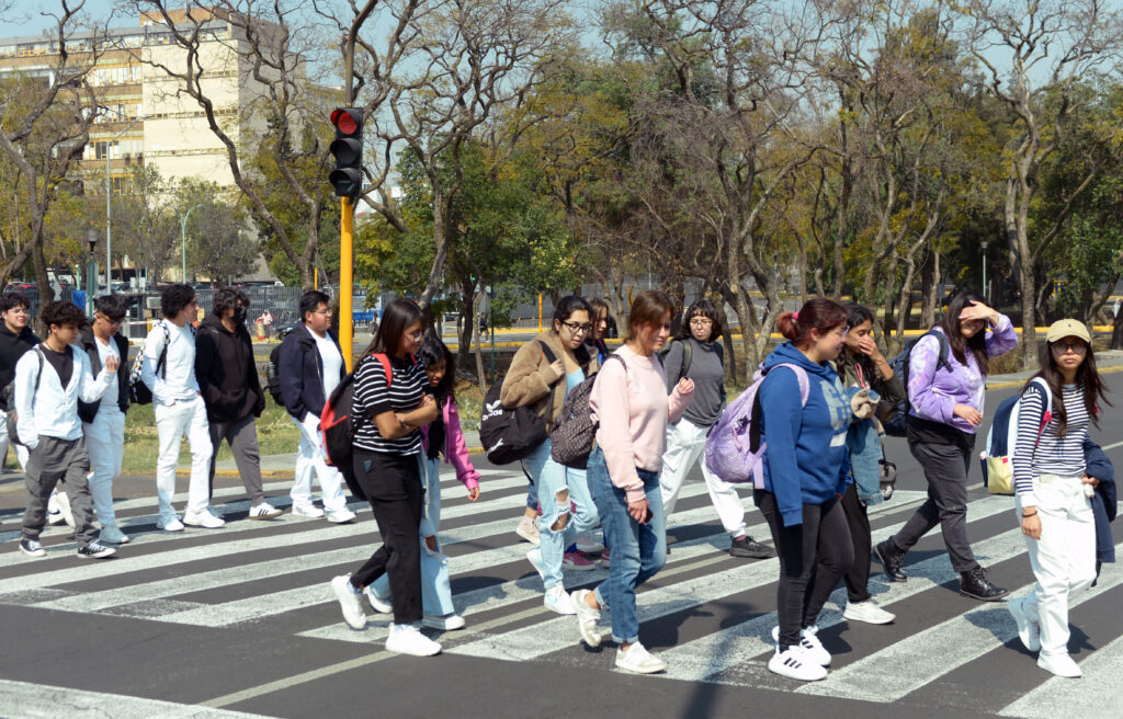 Avanzan las mujeres en ciencia política