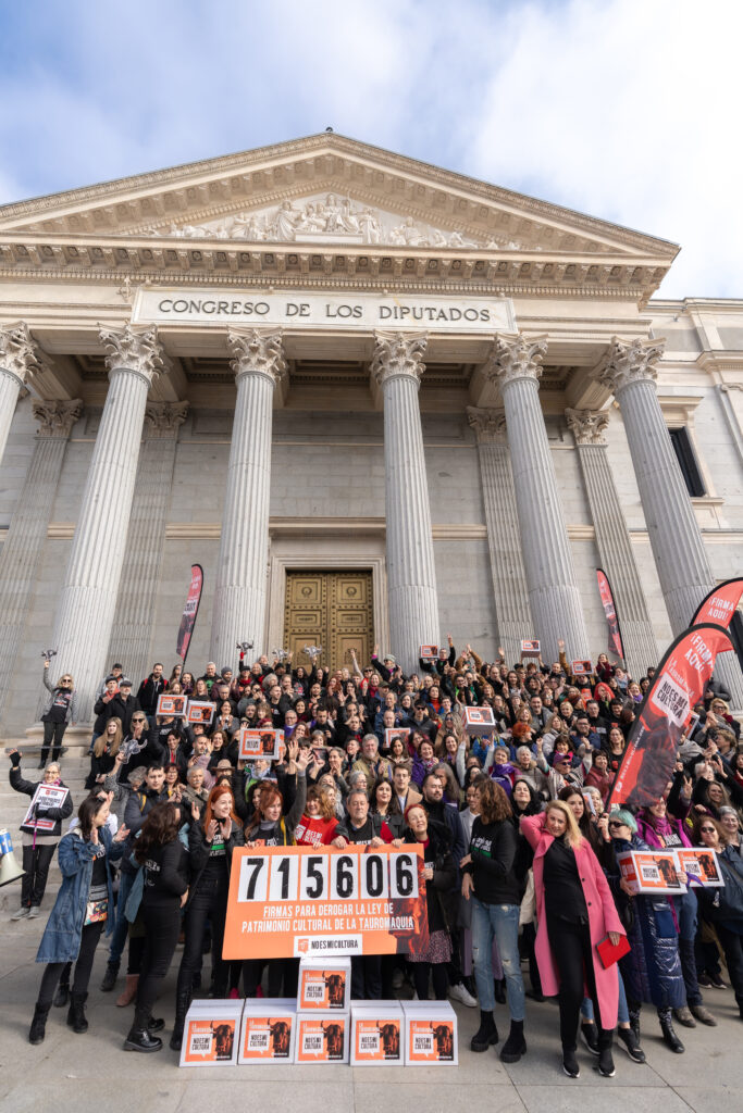 Exigen revocar tauromaquia como 'Patrimonio Cultural'