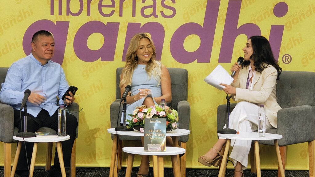 Rosanna Biglia presentó Tu Poder Invencible Universal