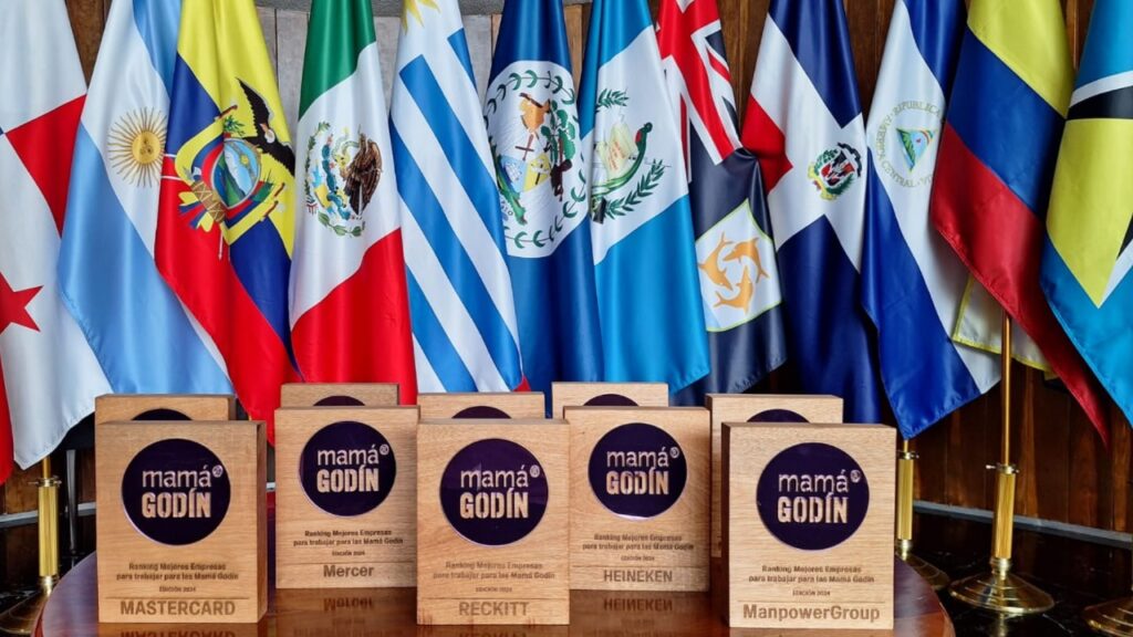 1 de cada 10 puestos es ocupado por mamá trabajadora