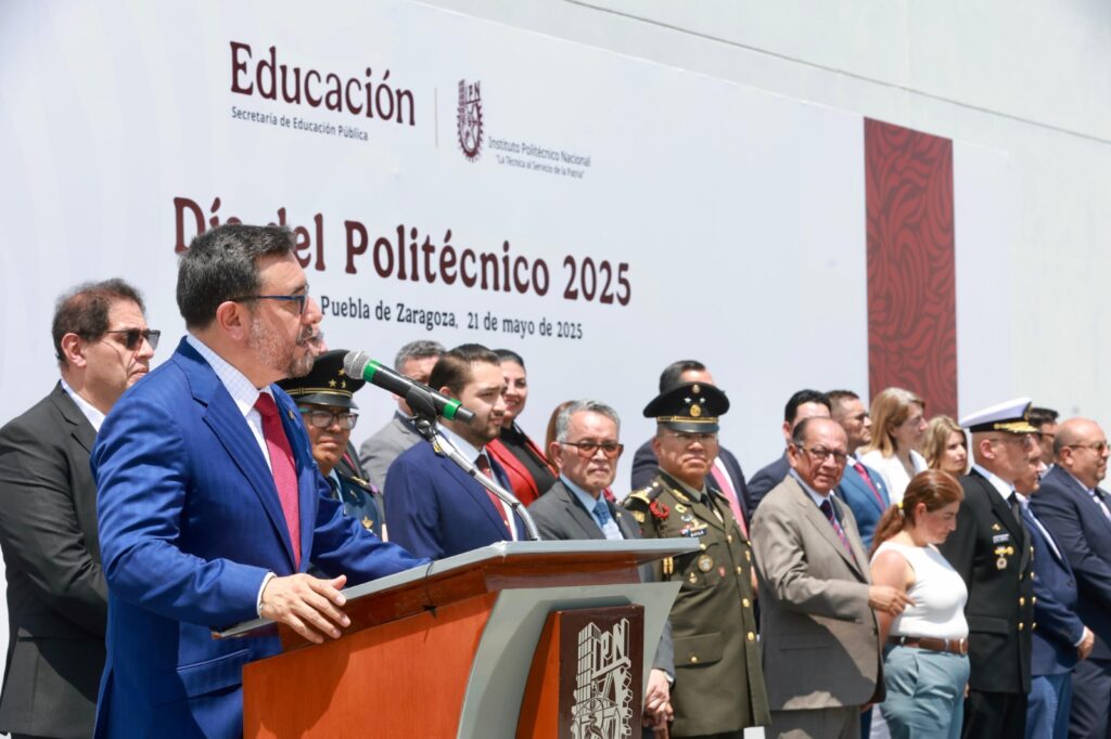 IPN anuncia inversión de 5mdp para semiconductores
