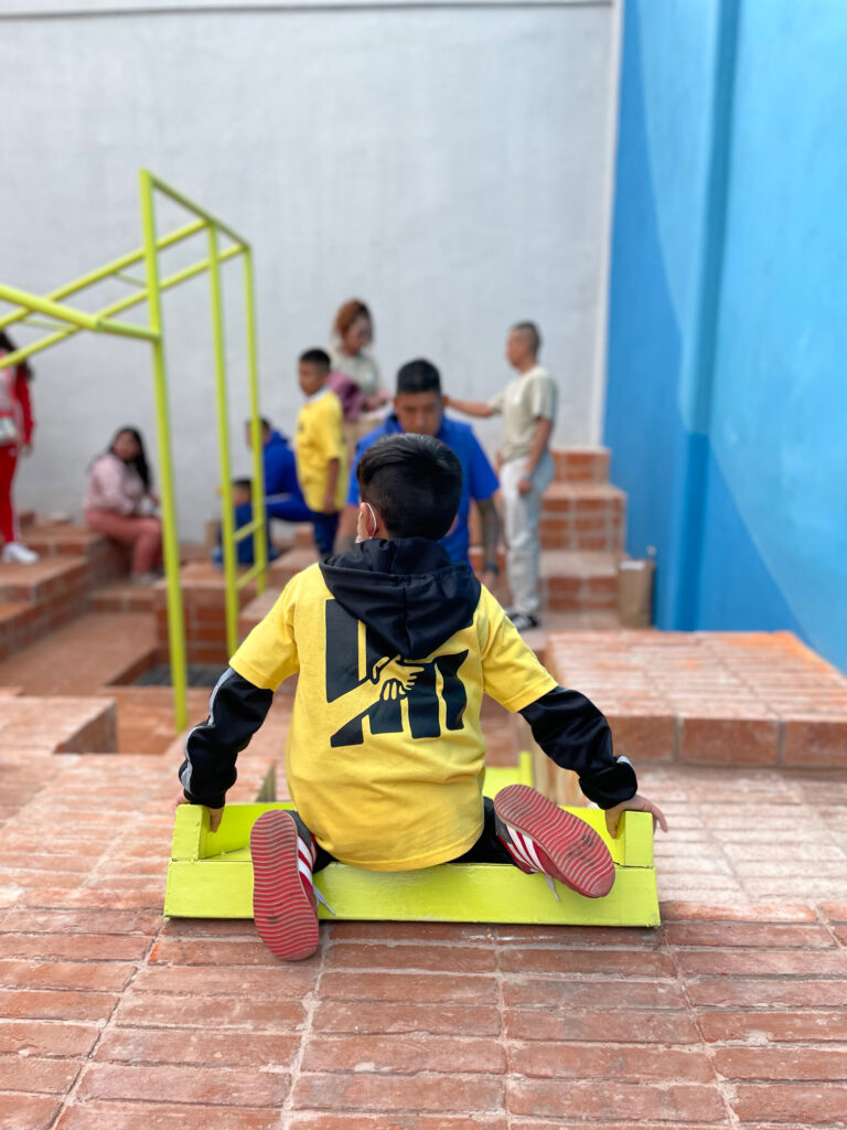 Infancias utilizadas como “pollitos de colores”