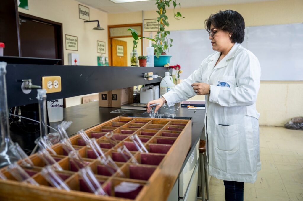 Iniciará clases primera generación de Nutrición Vegetal