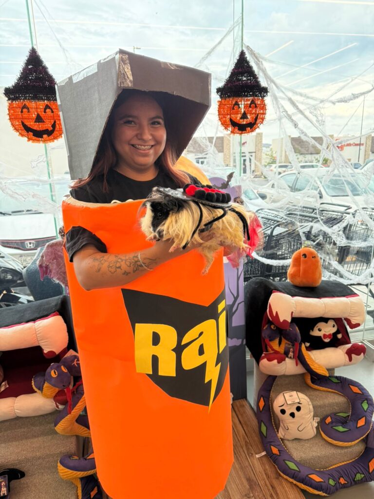 Celebra un Halloween lleno de espíritu- disfraces y amor 
