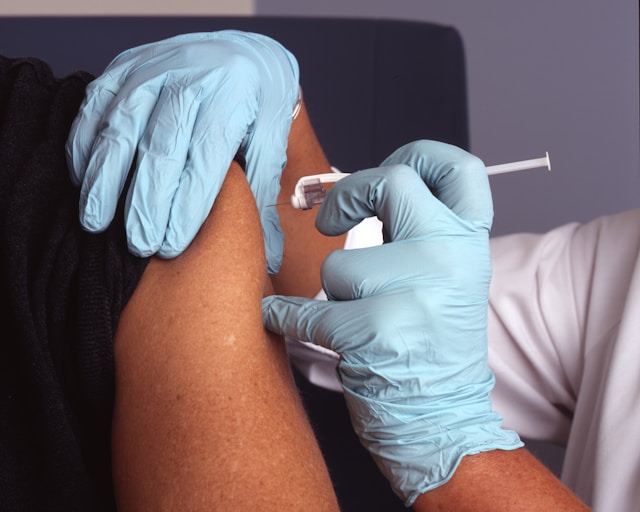 Vacunación universal contra la influenza: protege