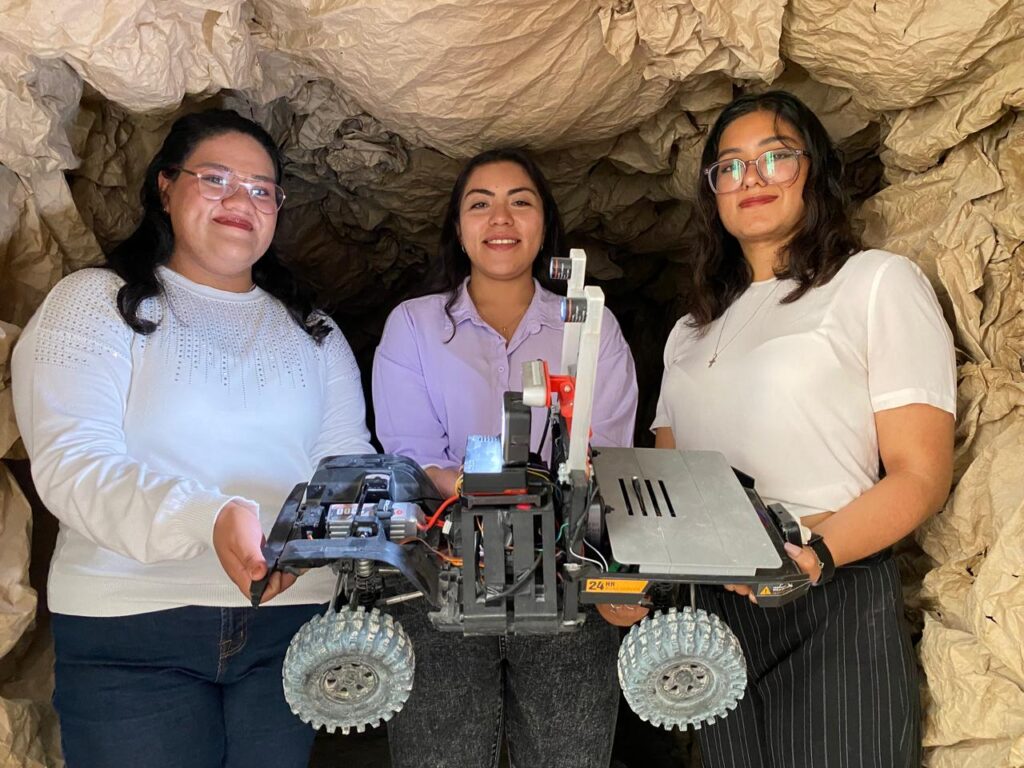 Diseñan estudiantes del Politécnico robot explorador 