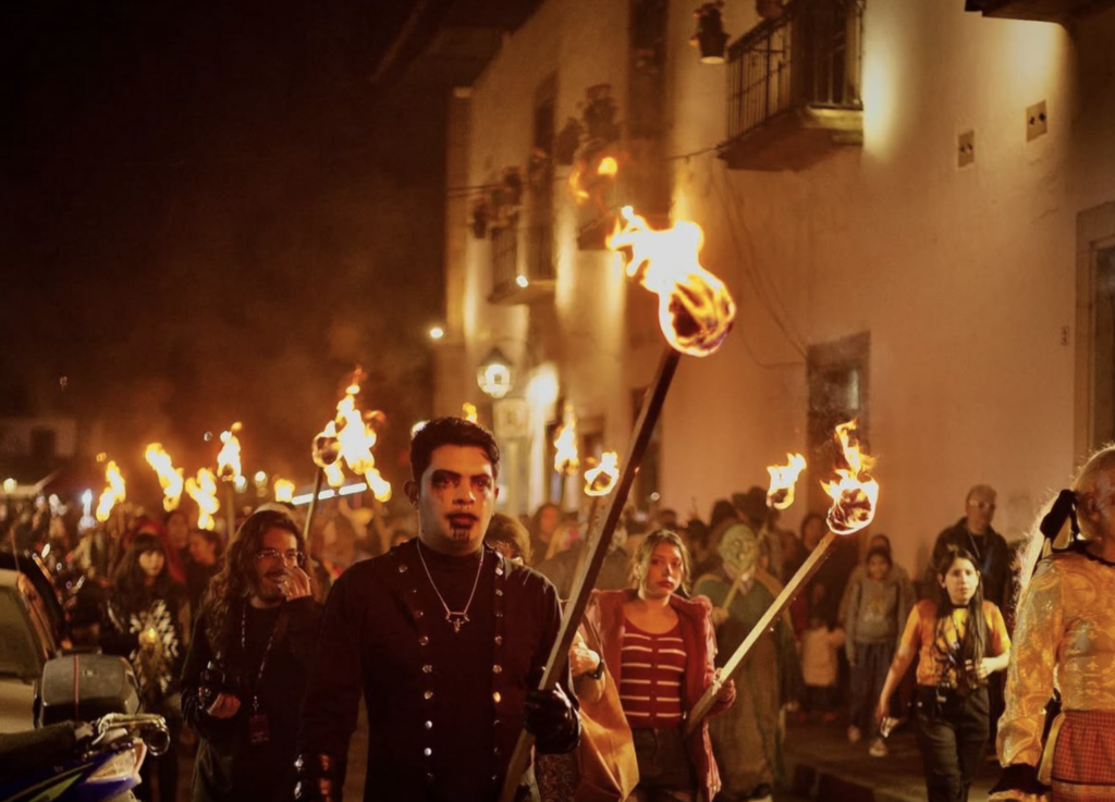 Premian en FERATUM a “No Dejes a los Niños Solos” 