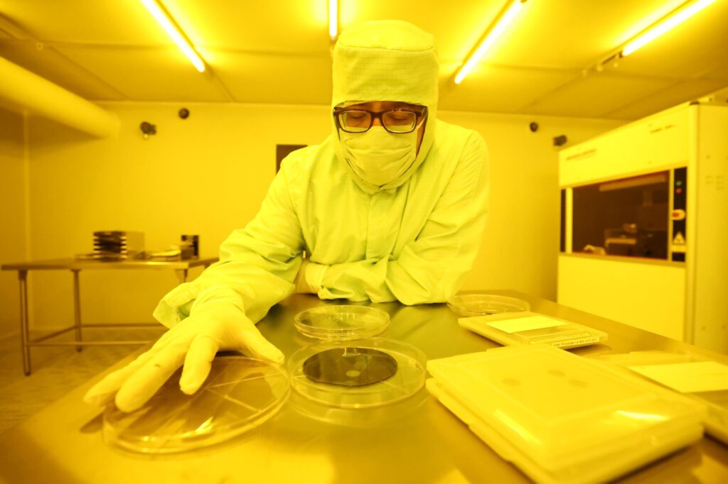 Cuenta IPN con “Cuarto Limpio” para semiconductores