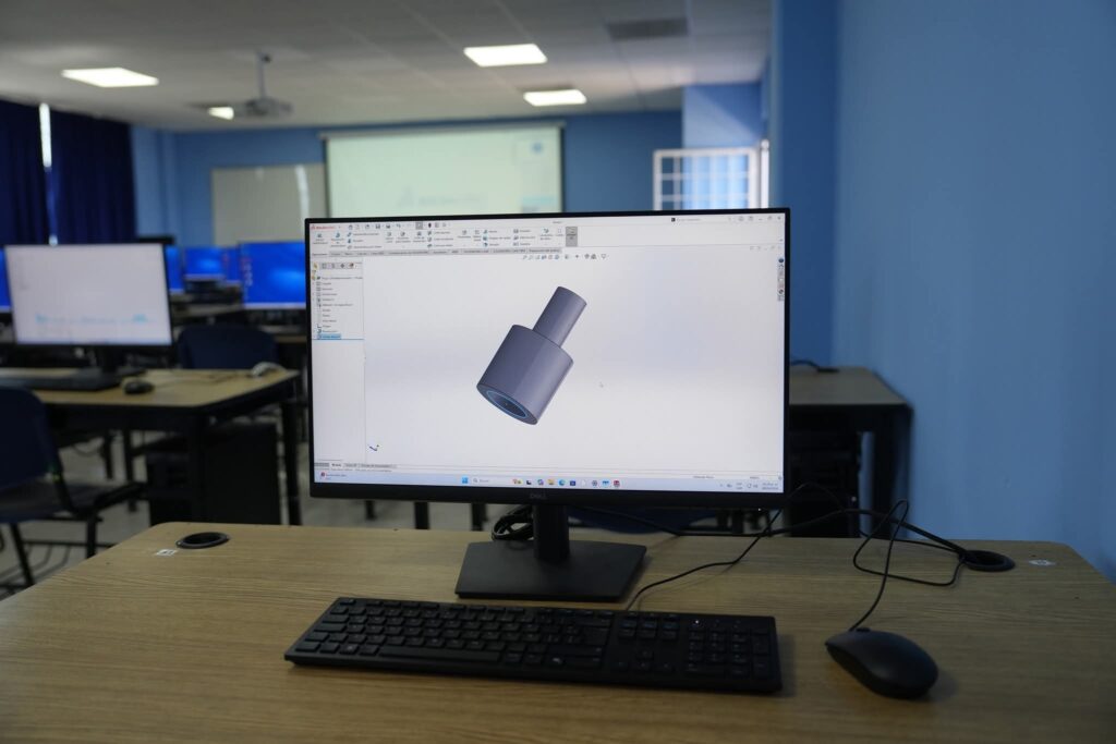 Chapingo inaugura nueva sala de cómputo 