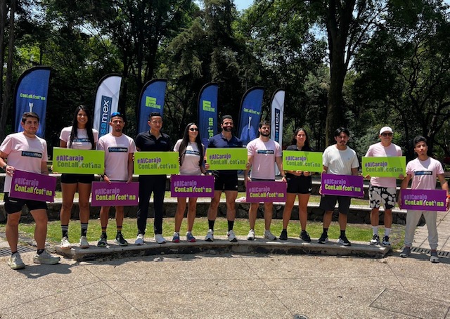 Jóvenes mexicanos se unen contra la nicotina
