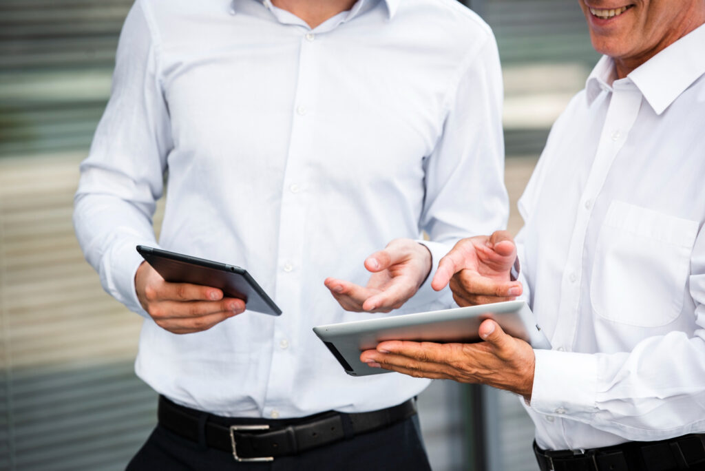 Dos de cada tres empleados usan IA sin autorización 
