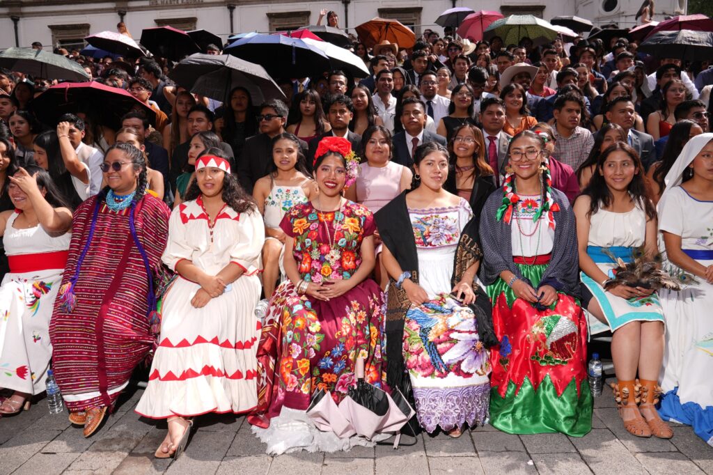 Gradúa Chapingo a 1250 profesionistas comprometidos 