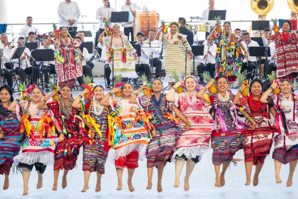 Guelaguetza 2026 celebra la grandeza cultural de Oaxaca