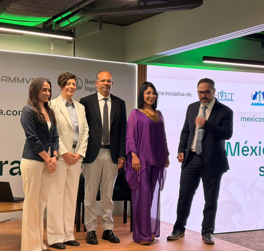 Veterinarios presentan iniciativa México sin Rabia