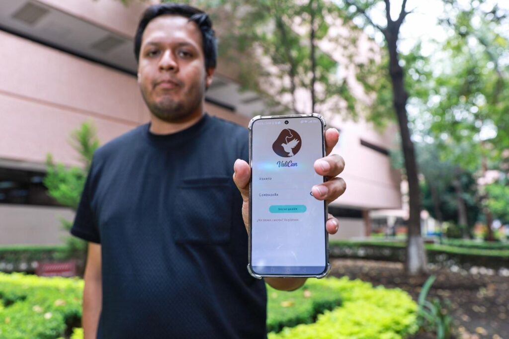 Estudiante IPN desarrolla app para cuidado de mascotas